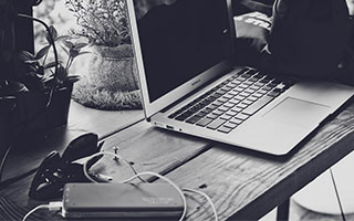 股票杠杆平台有哪些:炒股什么是加杠杆原理-百亿基金经理隐形重仓股曝光！张坤、葛兰、傅鹏博这样操作